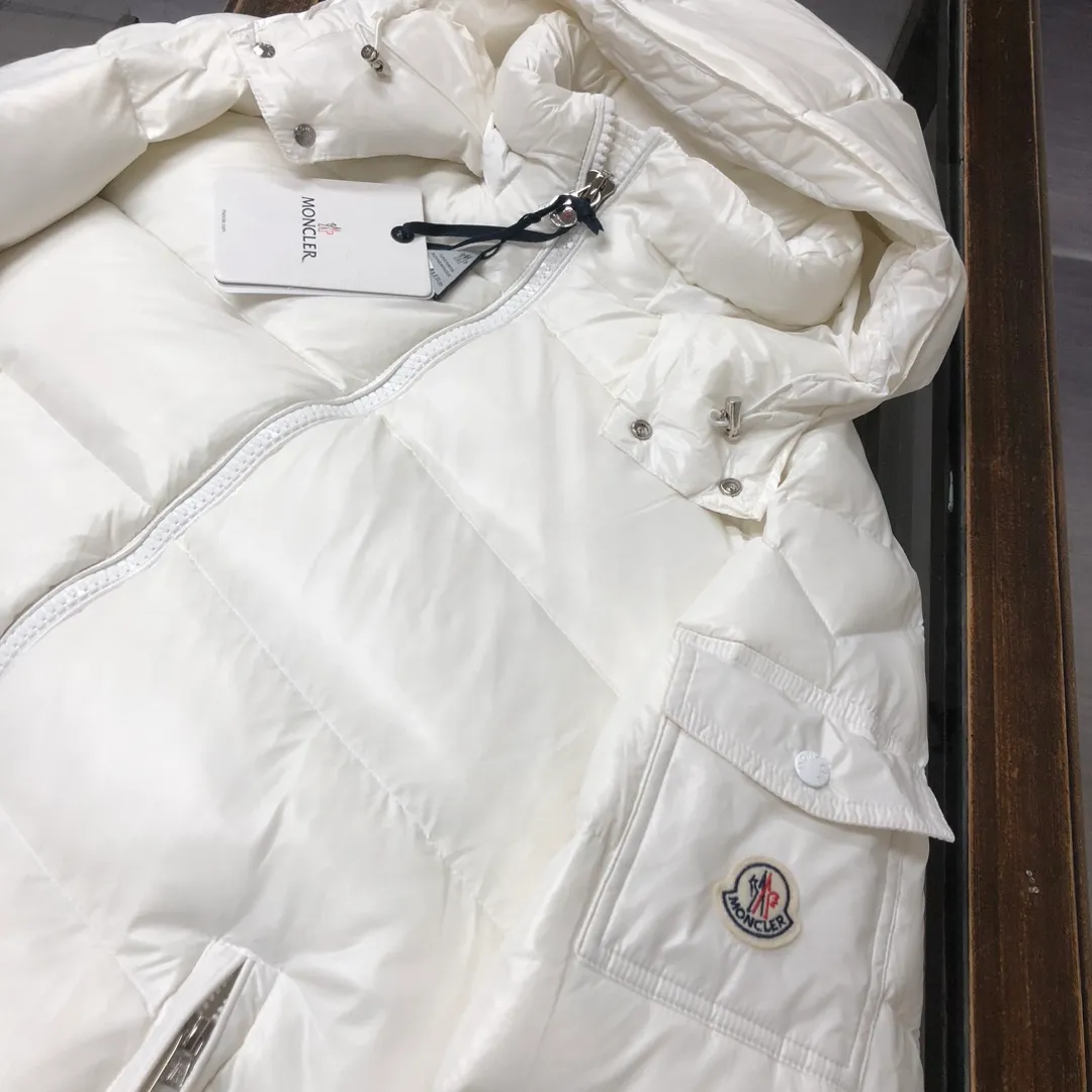 #Moncler/ #MAYA Same Style Classic # ！ ， Moncler 。 Classic ， 、 ， 8 ，Maya Moncler ， 。 ， ， 。 ➖NFC ➖ nylon 。 ➖ ， Authentic Quality。 Size：Classic （ 1-6）Pink（0-3）White（1-5）Gray（1-5） （1-5） （1-6） （1-6）